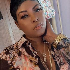 Meet your Posher, Netta